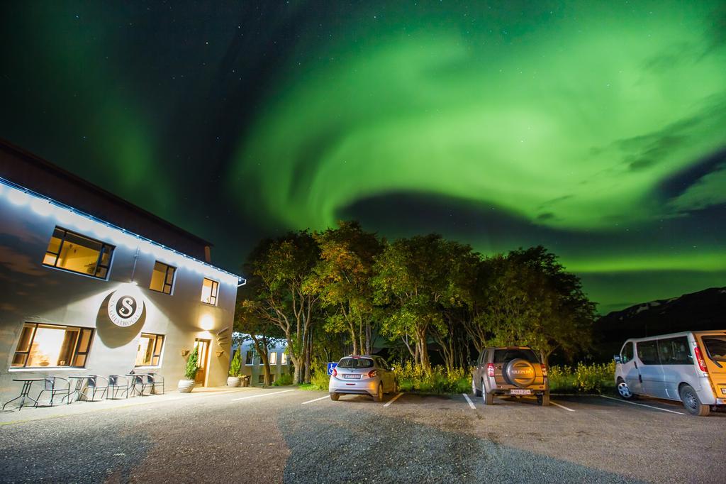 Skjaldarvik Guesthouse Акурейри Екстериор снимка