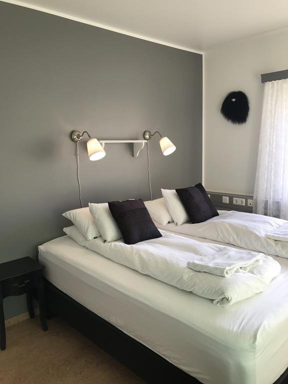 Skjaldarvik Guesthouse Акурейри Екстериор снимка
