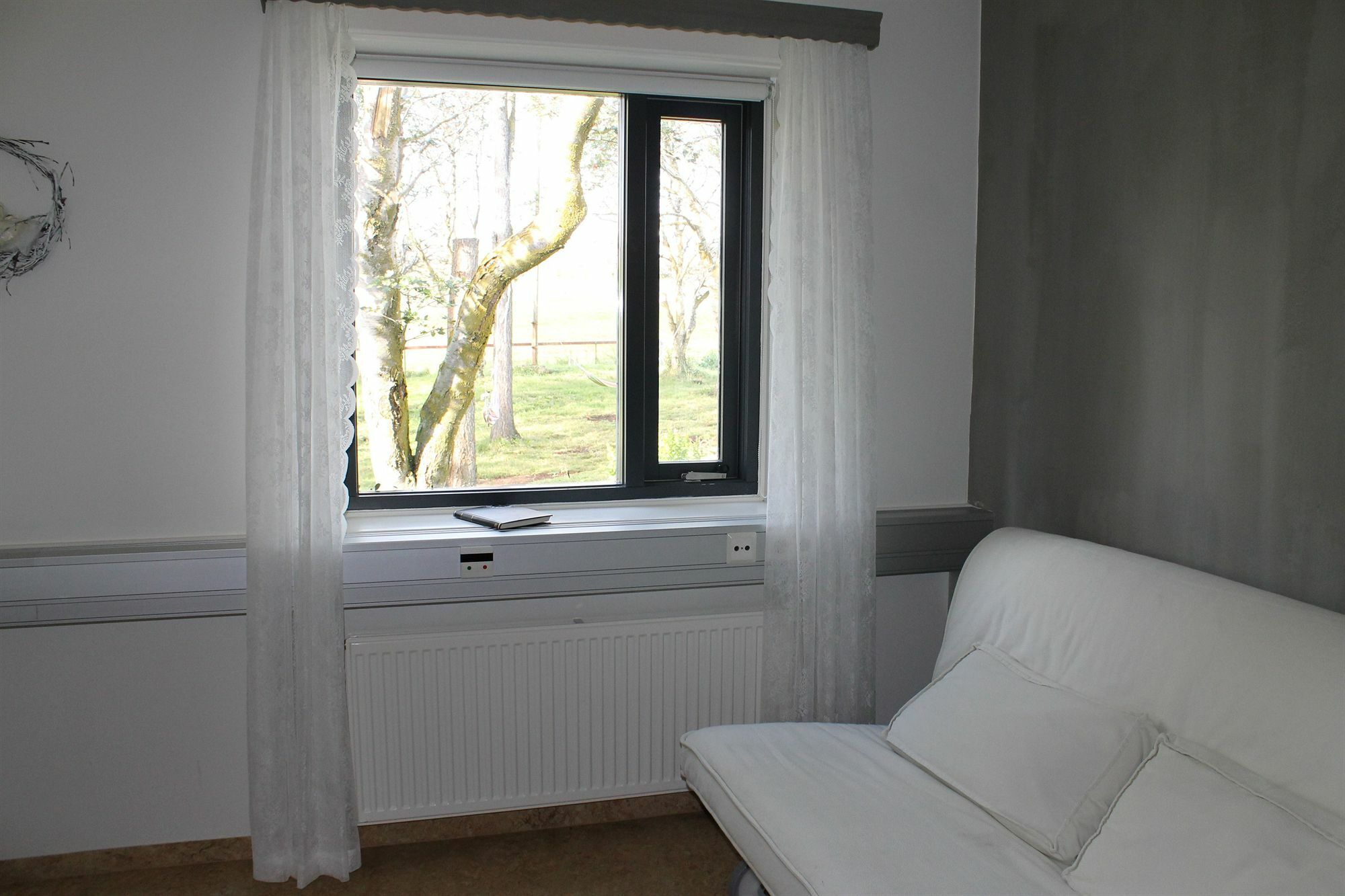 Skjaldarvik Guesthouse Акурейри Екстериор снимка