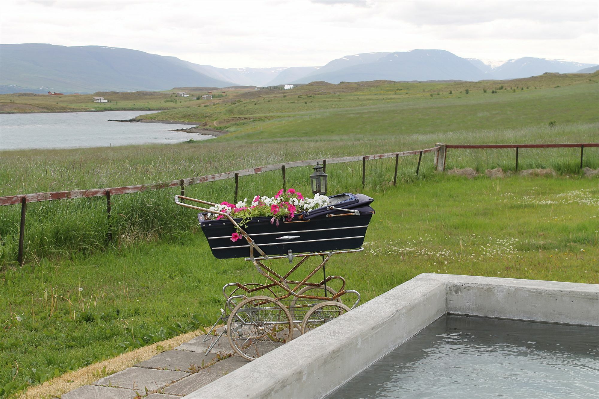 Skjaldarvik Guesthouse Акурейри Екстериор снимка